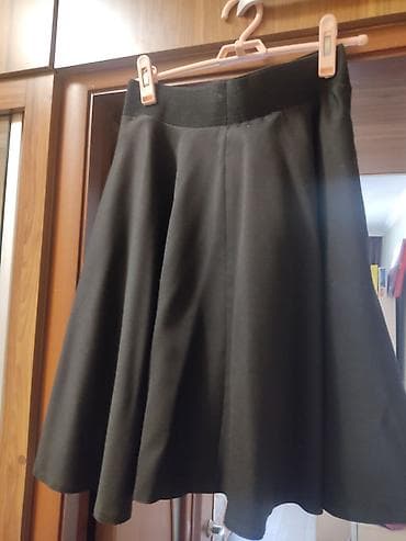 Толстовки, худи: Продаю юбочки школьные большой размер б/у в хорошем состоянии. На — 2