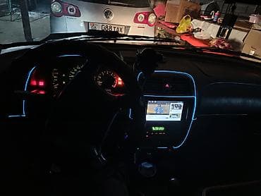 Унаа сатуу: Mazda Capella: 1998 г., 2 л, Кол менен иштөөчү, Бензин, Универсал — 6