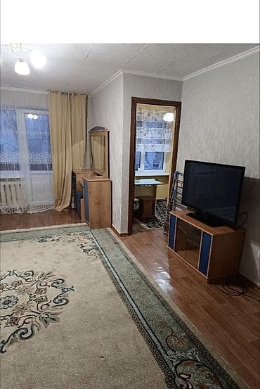 Недвижимость: 2 комнаты, 41 м², Ак-Кеме (старый аэропорт) Хрущевка, 3 этаж, Косметический ремонт — 1