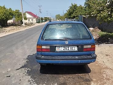 детский машина аккумулятор: Volkswagen Passat Variant: 1988 г., 1.8 л, Механика, Бензин, Универсал — 3