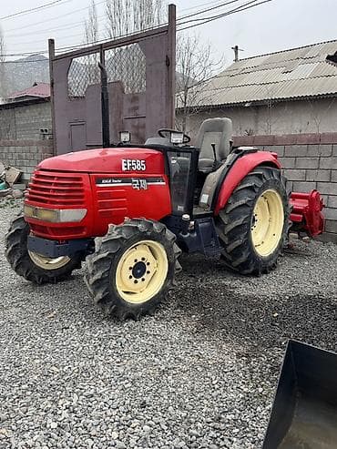 фонд маверик: Трактор EF585 (красный), колесная формула 4x4, с задней навесной — 3