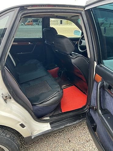 audi тт: Audi 100: 1991 г., 2 л, Кол менен иштөөчү, Бензин, Седан — 5