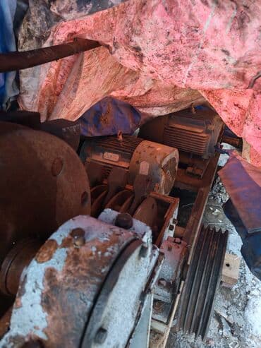 шкиф: Двухвалковая дробилка (роторно-ножевого типа) Описание: - — 2