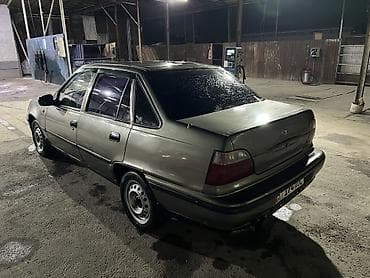 дайхатсу yrv: Daewoo Nexia: 2004 г., 1.5 л, Седан — 3