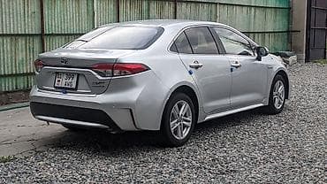 обмен на чанган: Toyota Levin: 2019 г., 1.8 л, Вариатор, Гибрид, Седан — 5