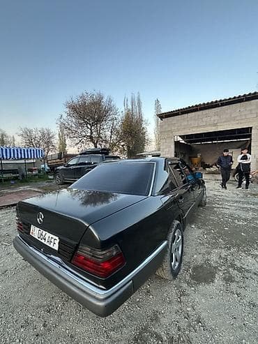 Продажа авто: Mercedes-Benz W124: 1990 г., 2.6 л, Механика, Бензин, Седан — 2