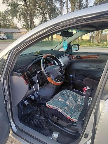 авто элек: Toyota Avensis Verso: 2001 г., 2.4 л, Кол менен иштөөчү, Бензин, Вэн/Минивэн — 7