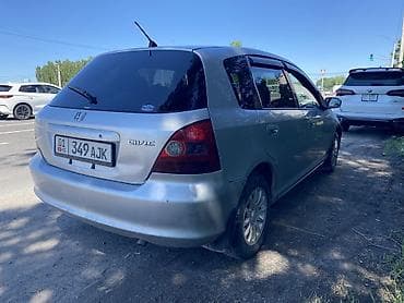 кузов на гольф 2: Honda Civic: 2002 г., 1.5 л, Автомат, Бензин, Хэтчбэк — 4