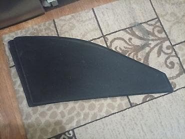 mx 4: Автомобильная накладка на динамик, выполненная в черном цвете. Имеет — 2