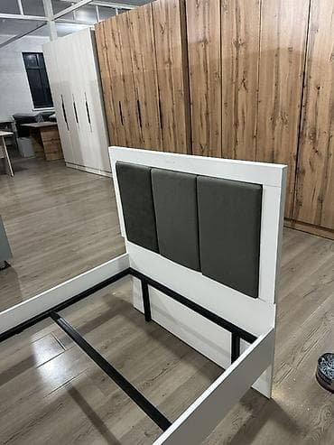 Керебеттер: Бир кишилик керебет, Жаңы, Жумшак башы менен, узуну - 200 см — 4