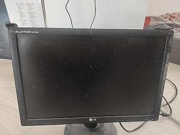 samsung fold3: Монитор, Б/у, 19" - 20" — 1