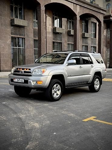 Toyota 4Runner: 2005 г., 4 л, Автомат, Бензин, Внедорожник