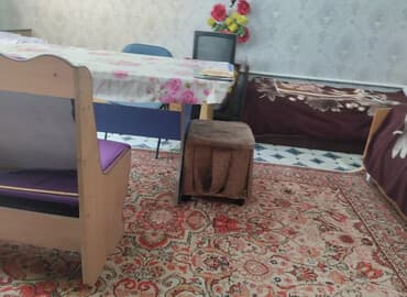 комната посуточно рядом: 20 м², С мебелью — 1