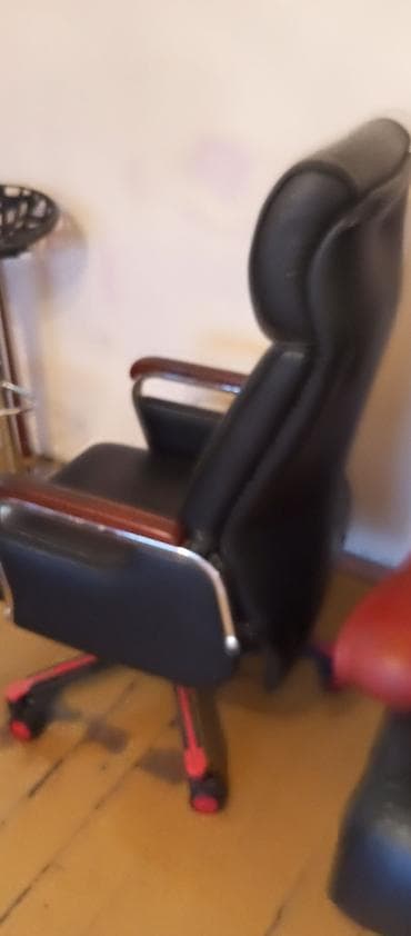 Офис столдору: Офис креслолор, Колдонулган, Дөңгөлөктүү, Өзү алып кетүү — 3