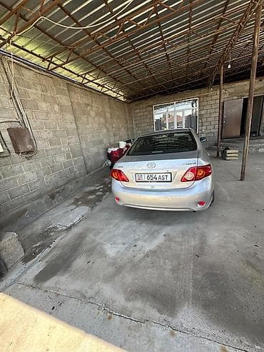 2 8: Toyota Corolla: 2008 г., Робот, Бензин, Седан — 3