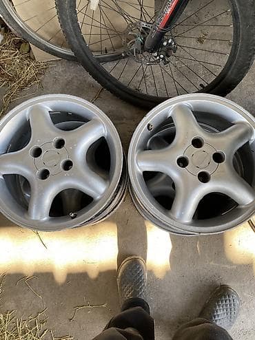 Литые Диски R 15 Borbet, Комплект, отверстий - 4, Б/у