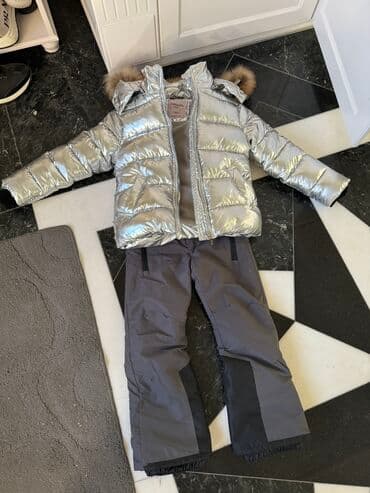 Продаю классный очень теплый костюм двойку на девочку 6-7 лет