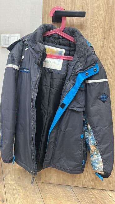 форма футбольный: Продаю зимние куртки Carters, Next, другие бренды, что то новое, что — 6