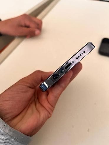 video camera: IPhone 13 Pro, Sierra Blue, Чехол — 8