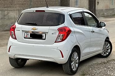 Chevrolet Spark: 2015 г., Автомат, Бензин — 2
