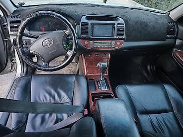 corolla s: Toyota Camry: 2005 г., 3 л, Автомат, Бензин — 9