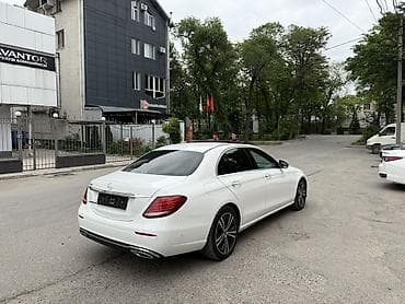 Mercedes-Benz E-Class: 2020 г., 2 л, Автомат, Бензин, Седан