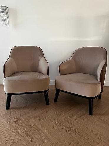 Шкафтар: Продаются 2 кресла и пуфик. В идеальном состоянии. Пуф европейского — 1