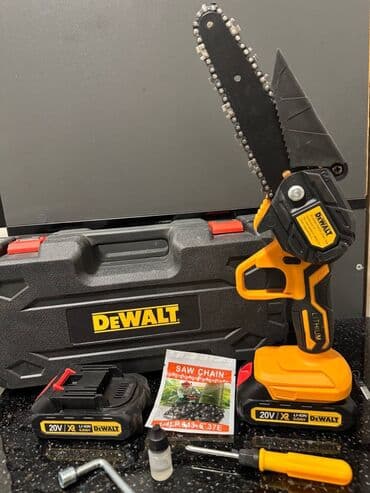 СУЧКАРЕЗ. Мини пила Фирмы: DeWALT В комплекте два аккумулятора