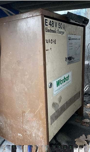7600: Промышленное зарядное устройство для аккумуляторов Werbat / GIS — 1