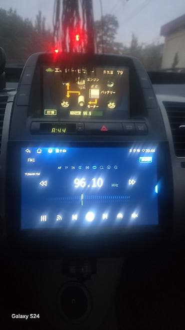 prius plus: Toyota Prius: 2005 г., 1.5 л, Автомат, Гибрид, Хэтчбэк — 1