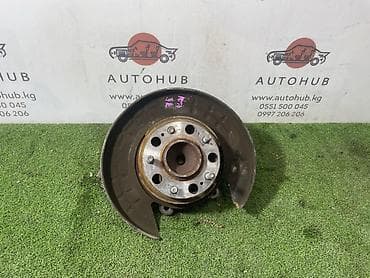 step rf3: Задняя правая Ступица Hyundai 2013 г., Б/у, Оригинал, Корея — 1