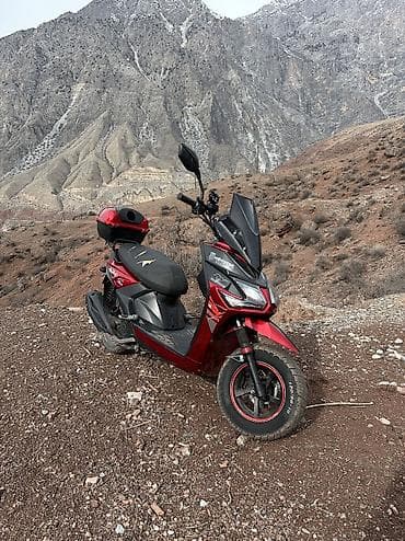 Скутеры: Срочно Продаю скутер мотор в отличном состоянии тяга пушка,стоят — 2