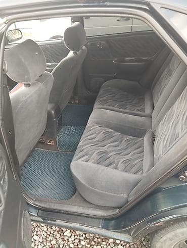 барта: Toyota Carina E: 1996 г., 1.8 л, Механика, Бензин, Седан — 2