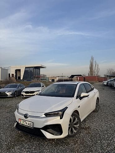 evro r: GAC Aion s
2021 год 
Запас хода 420 км — 1