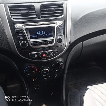 matiz diska: Hyundai Solaris: 2015 г., 1.4 л, Механика, Бензин, Седан — 9