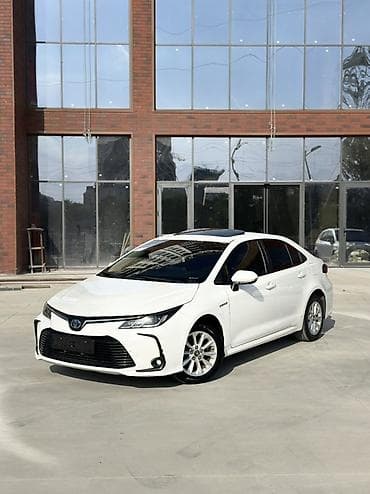 sprinter 311: Toyota Corolla: 2020 г., Вариатор, Гибрид, Седан — 1