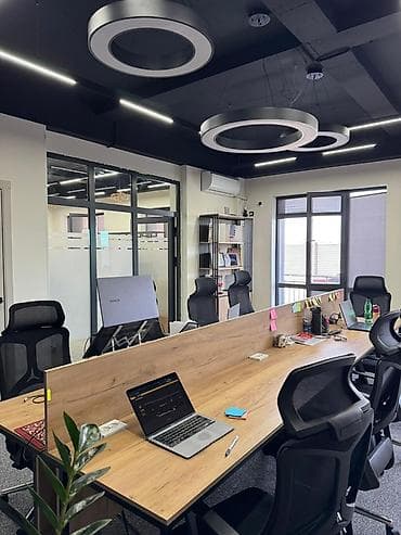 Кыймылсыз мүлк: Кеңселерди сатуу 72 м², Ремонту бар, Эмереги менен, Көп кабаттуу имарат, 1 кабат — 7
