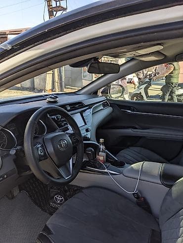 corolla s: Toyota Camry: 2017 г., 2.5 л, Автомат, Бензин — 7