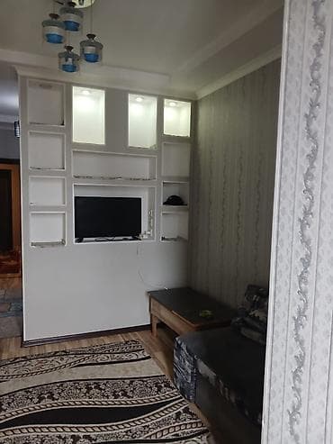 12: 1 комната, Риэлтор — 8