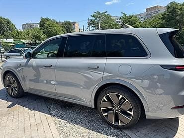 Продажа авто: Lixiang L9: 2025 г., 1.5 л, Автомат, Гибрид, Кроссовер — 4