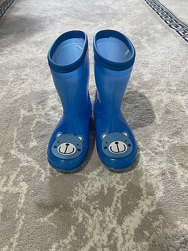 easy walker: Сапоги резиновые LCWaikiki. Состояние новых! Размер 26-27. На ногу 16 — 1