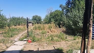 участок горы: 18 соток, Для строительства — 6