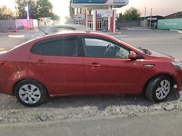 chery arizo: Kia Rio: 2014 г., Седан — 3