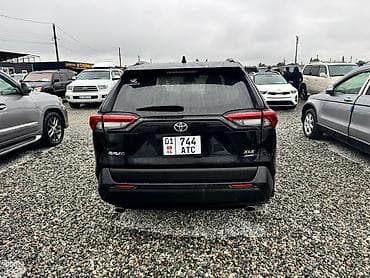 Toyota: Toyota RAV4: 2020 г., 2.5 л, Автомат, Бензин, Кроссовер — 4