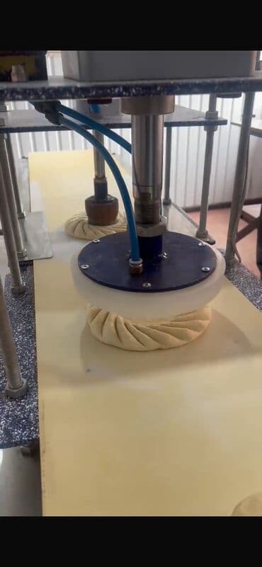 бу оборудование для производства полипропиленовых мешков: Срочно продаю 
 Станок для хлеба с мощный компрессором — 5