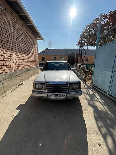 деу матиз 1: Mercedes-Benz W124: 1990 г., Седан — 4