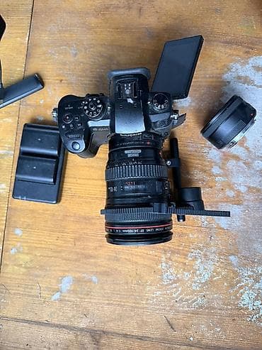 ufc диск: Panasonic gh5, 3 батарея зарядкасы менен, жана полтиник обьективи — 1