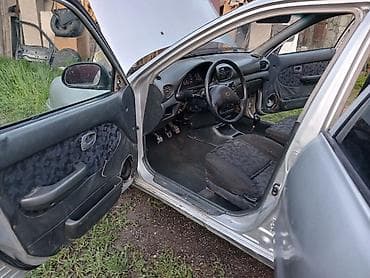 step: Hyundai Accent: 1996 г., Ручные, Бензин, Седан — 4