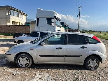 мисубиси спейс стар: Ford Focus: 2001 г., Автомат, Бензин, Хэтчбэк — 2