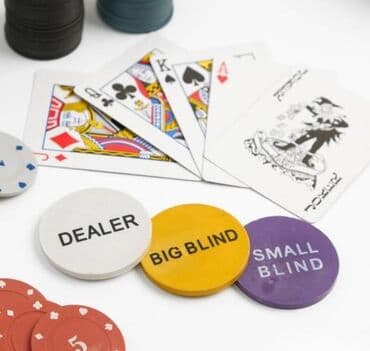 купить набор для игры в покер: Покер, набор для игры (карты 2 колоды, фишки 200 шт.), с номиналом, 60 — 2